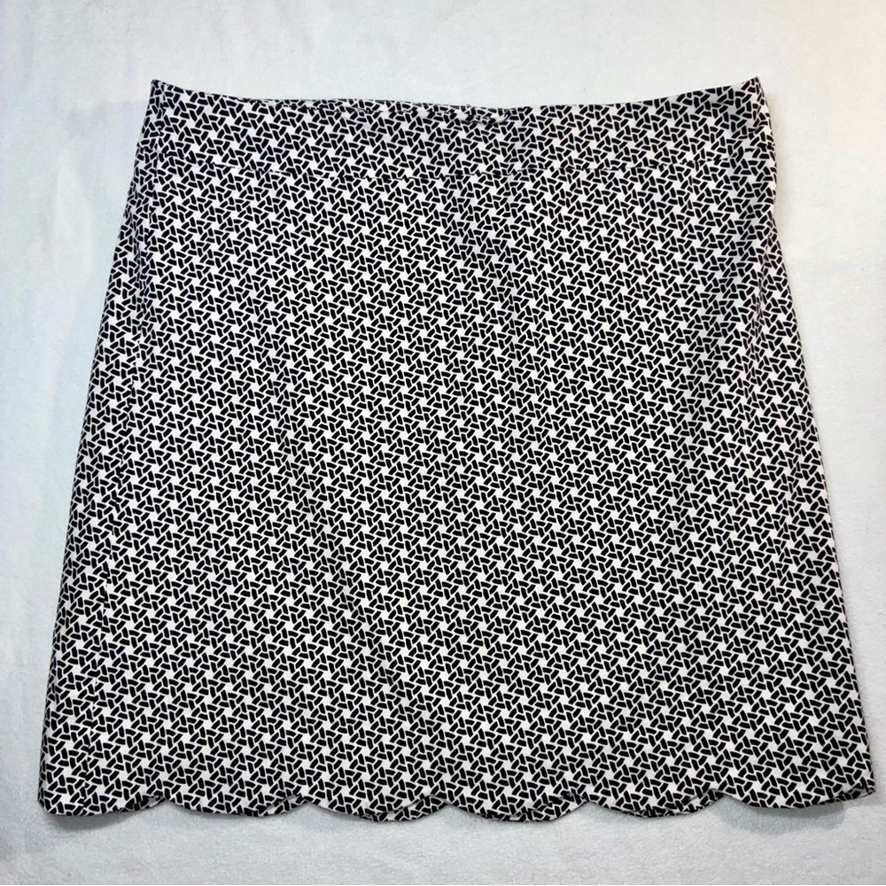 Talbots Pencil Skirt Womens 14 White Black Geometric Lined Career Scalloped Hem